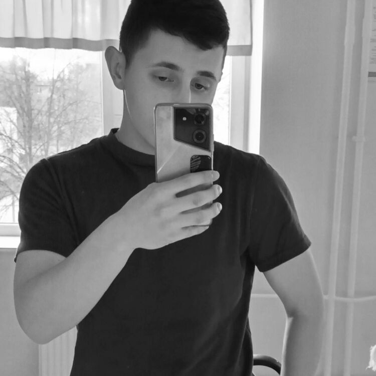  51031357  , 21 ,    -