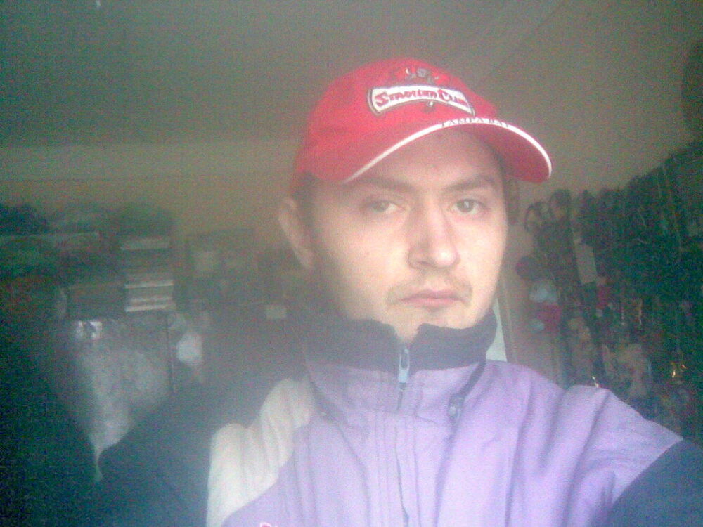  ,   Pavel, 39 ,  
