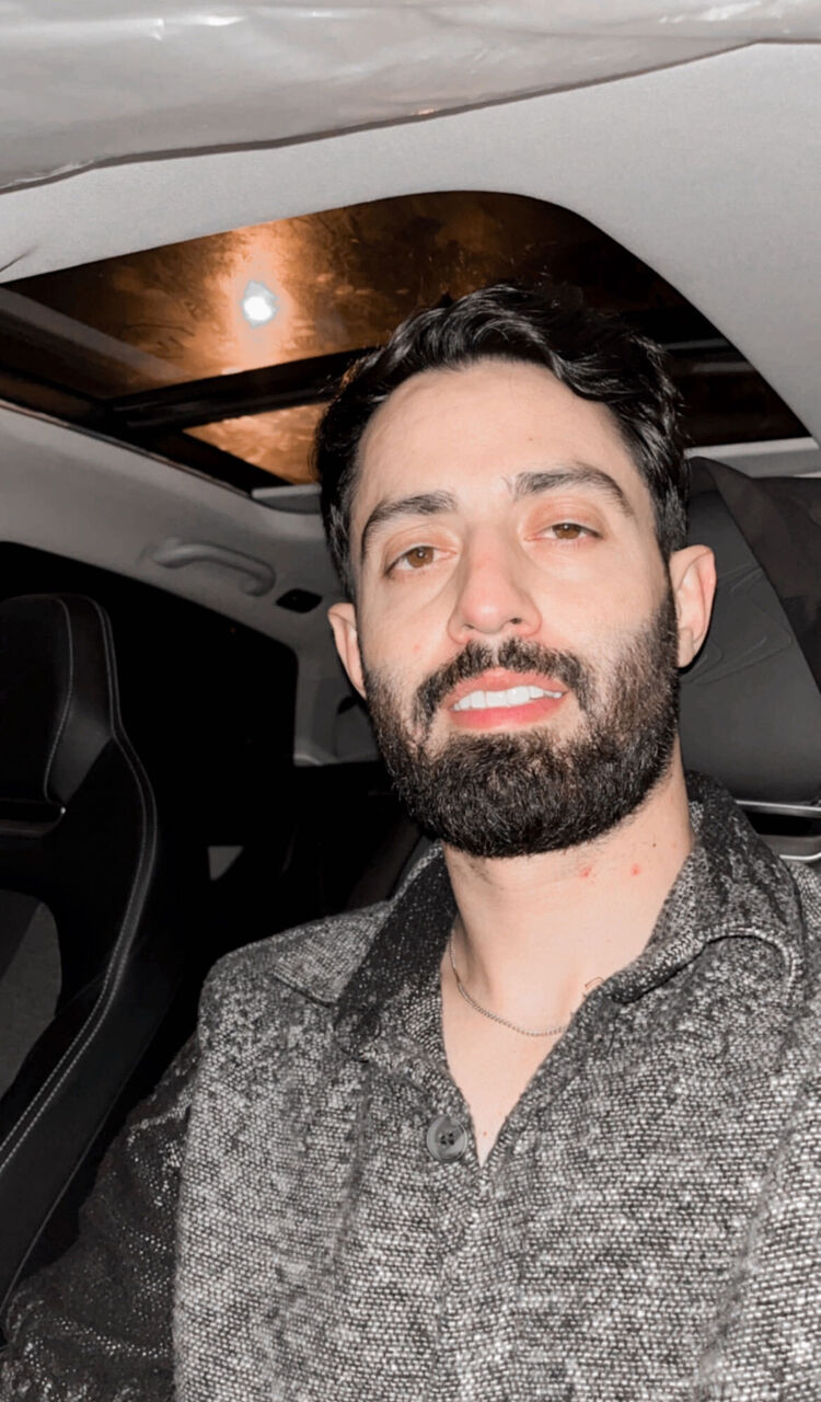  40842827  Mehdi zamani, 32 ,    