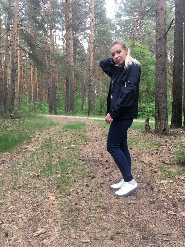  30554827  , 28 ,    -