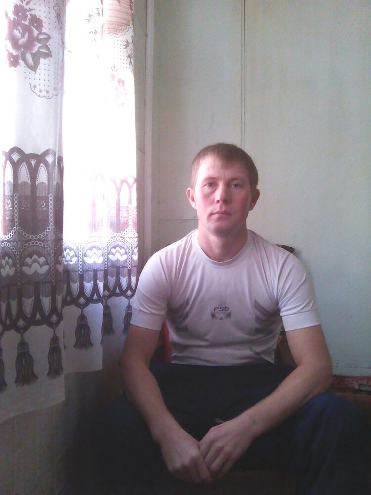  ,   Denis, 39 ,   ,   , c 