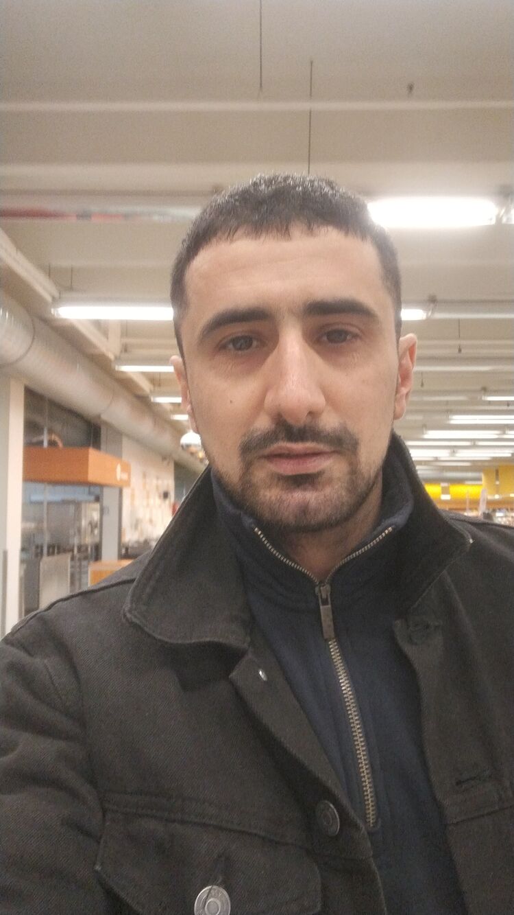  52819057  Anar, 37 ,    