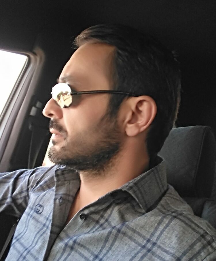  13645197  Roma, 46 ,    