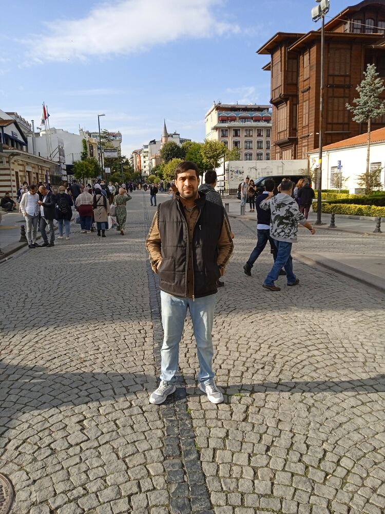  ,   Sahetmurat, 30 ,   ,   