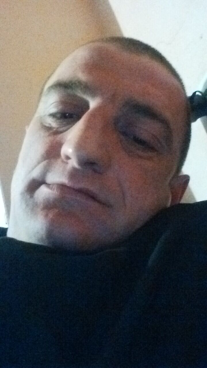  32945137  , 36 ,    