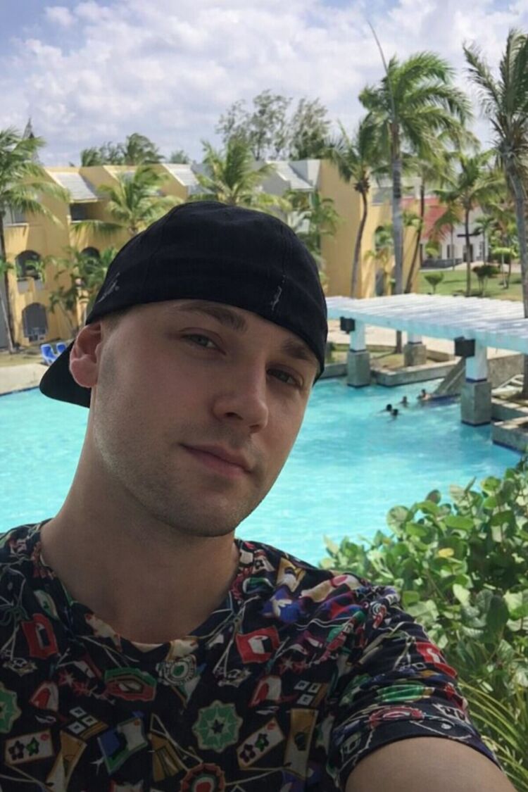 ���� 56153107 ������� ����, 42 ����, ���� ���������� � �������������