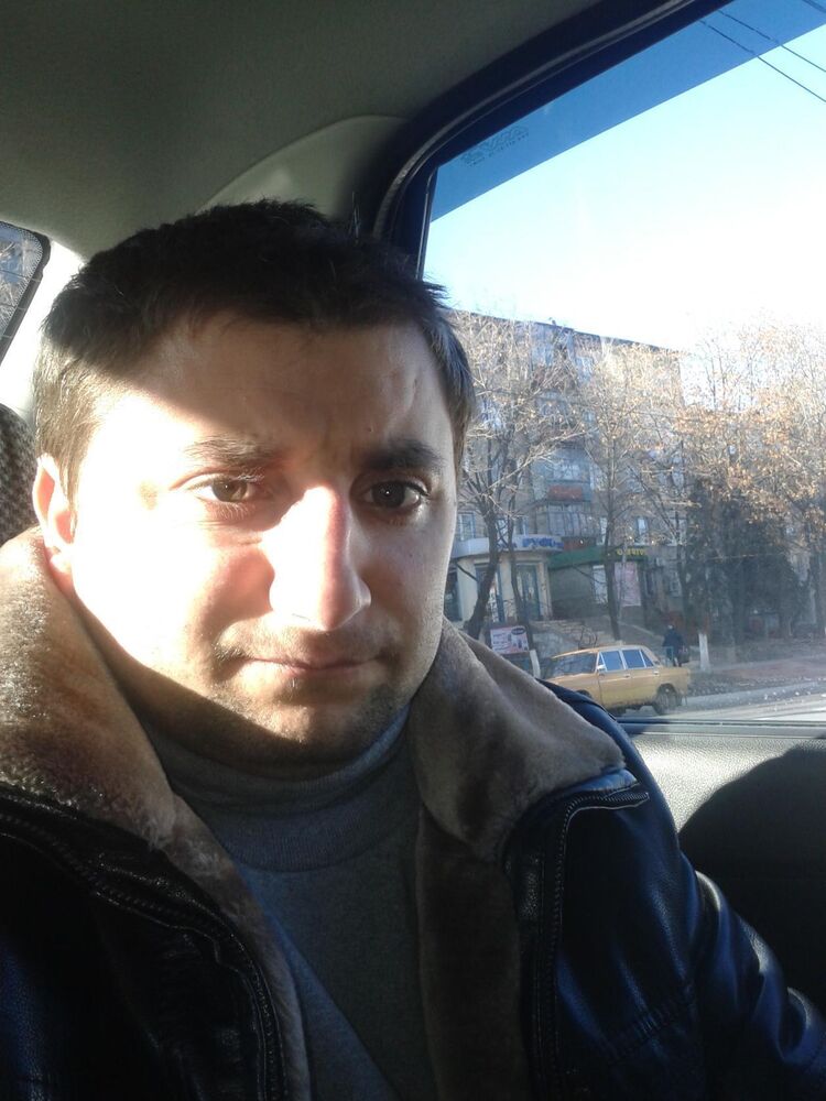  ,   Ryslan, 30 ,   ,   , c 