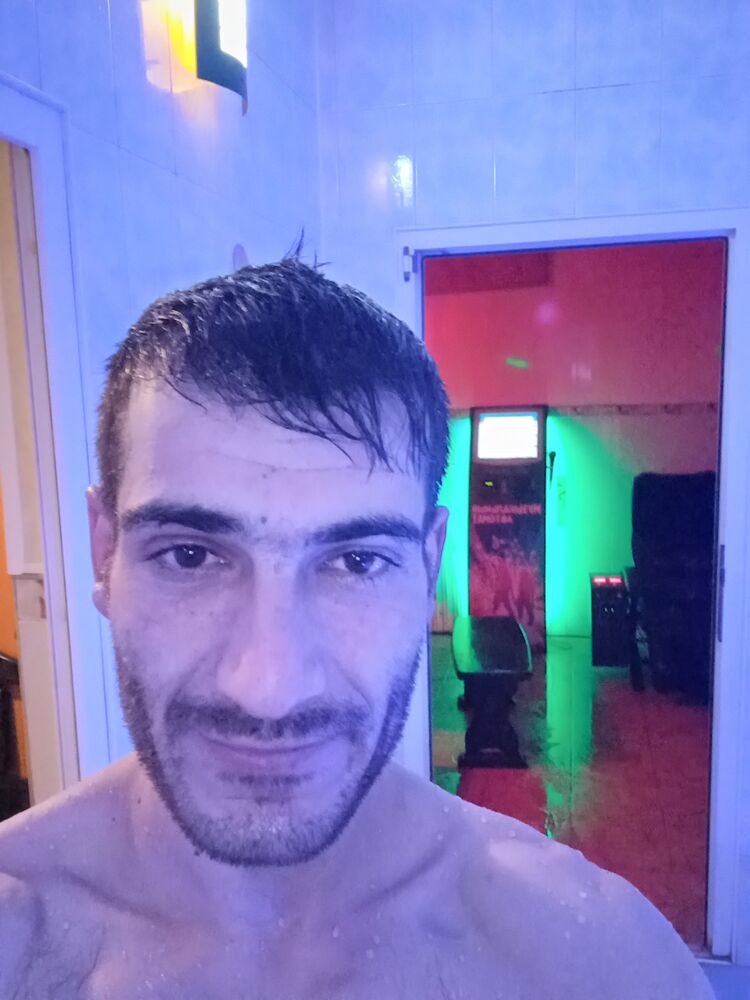  54085637  Jora, 32 ,    