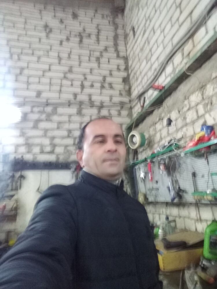  18077867  Arif, 51 ,    