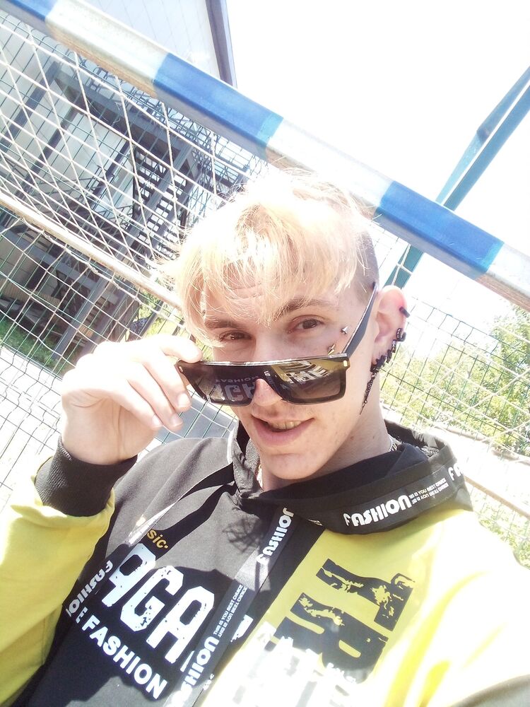  ,   ˸, 25 ,     , c 