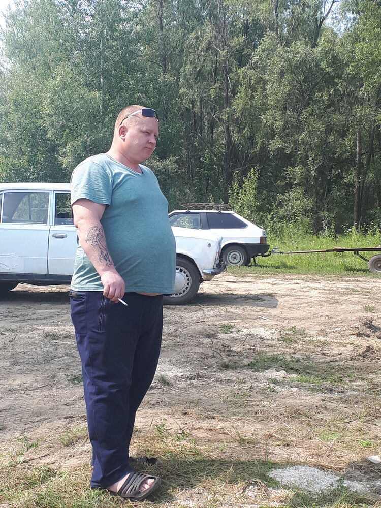  27870247  , 44 ,    