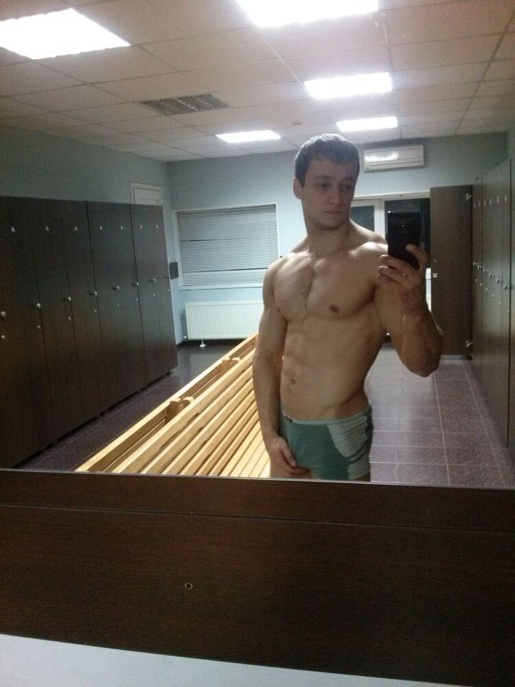  42550387  Oleg, 26 ,    