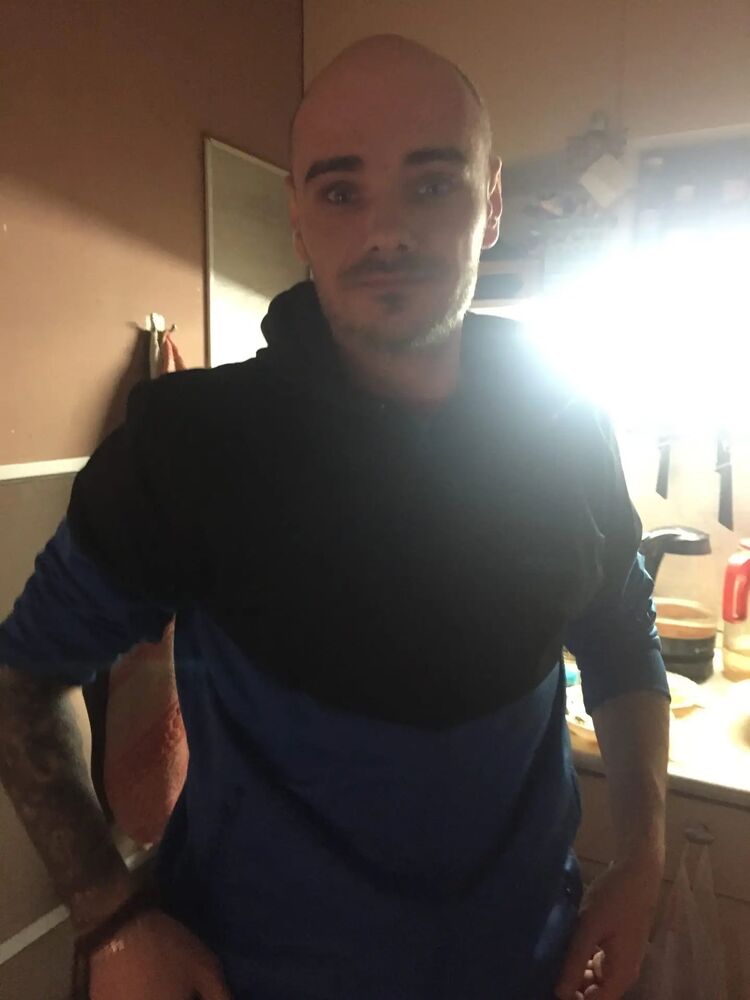  46266267  , 40 ,    -