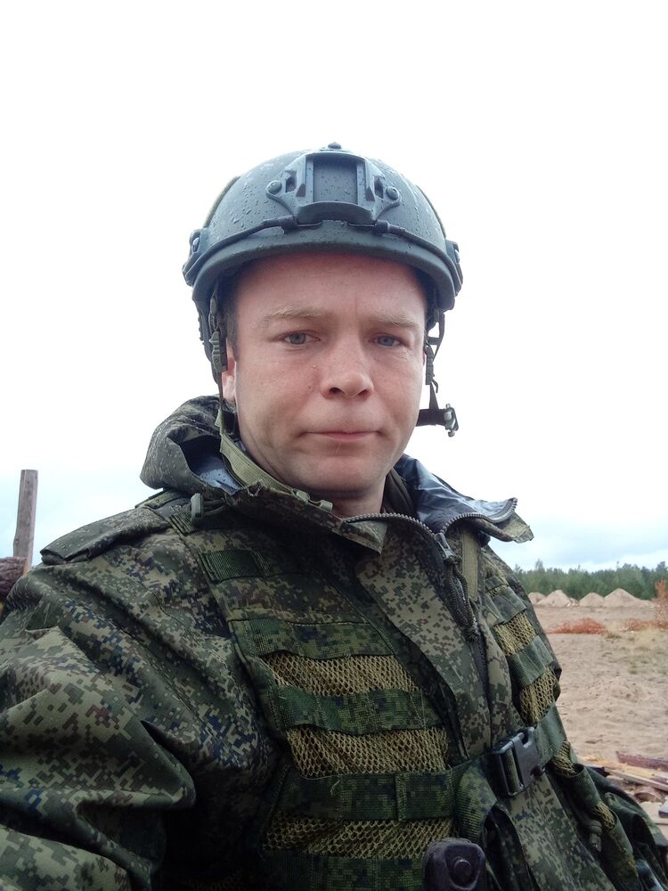  ,   Pavel, 33 ,   ,   , c 