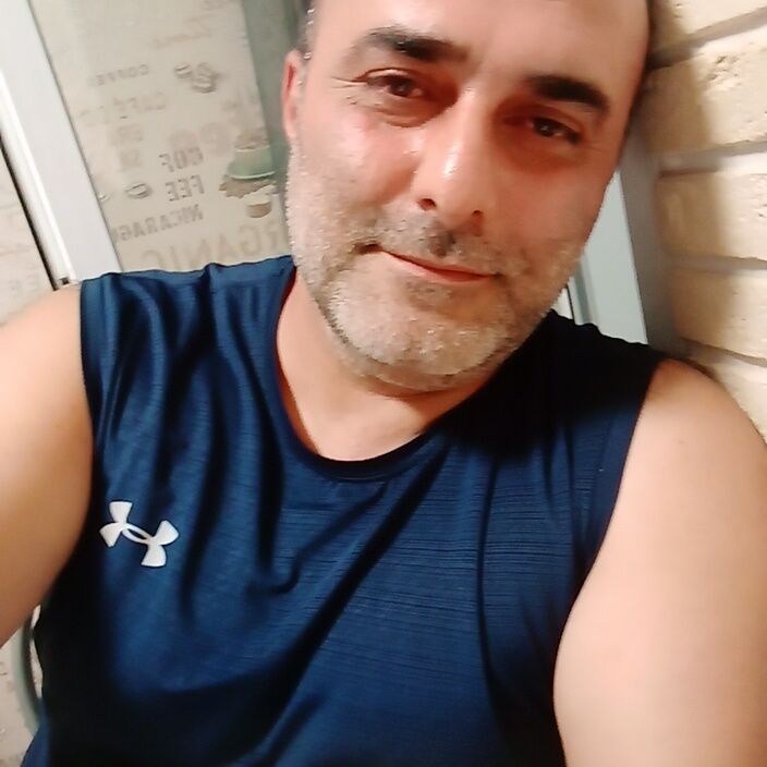  46821947  , 40 ,    