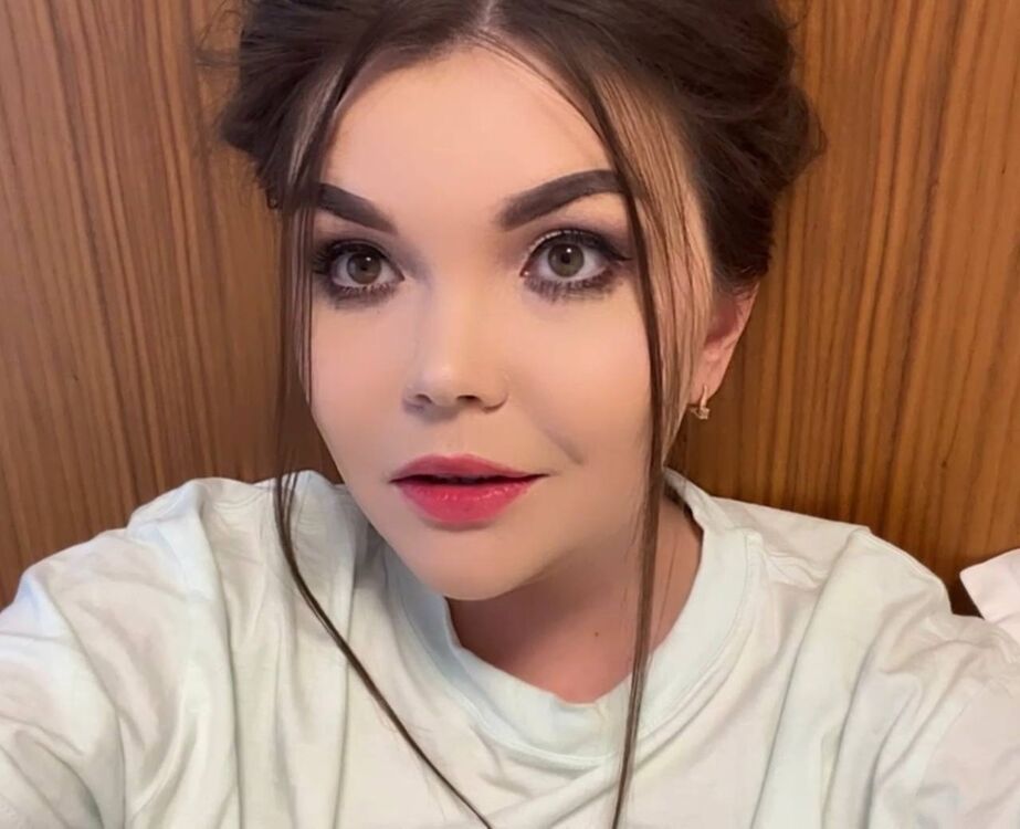  ,   Ira, 21 ,   ,   