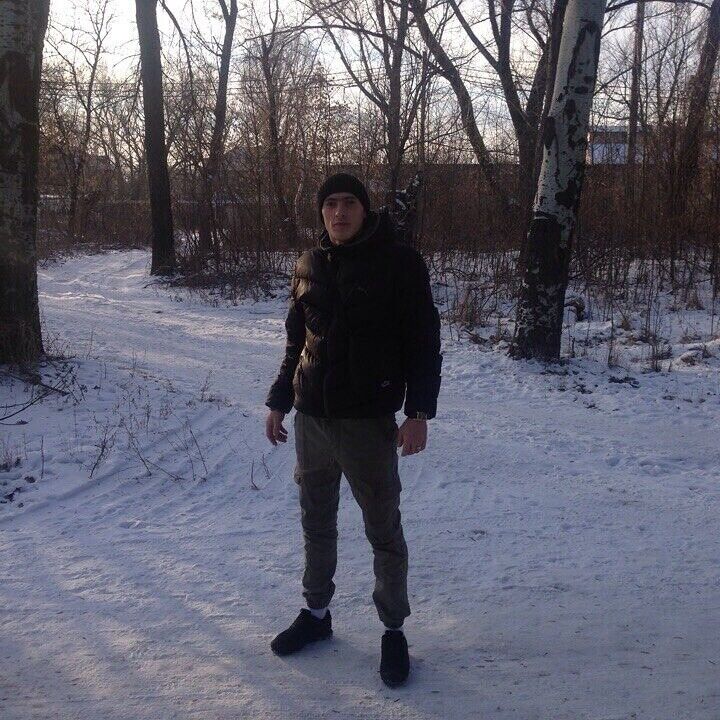  22422687  Vlad, 34 ,    