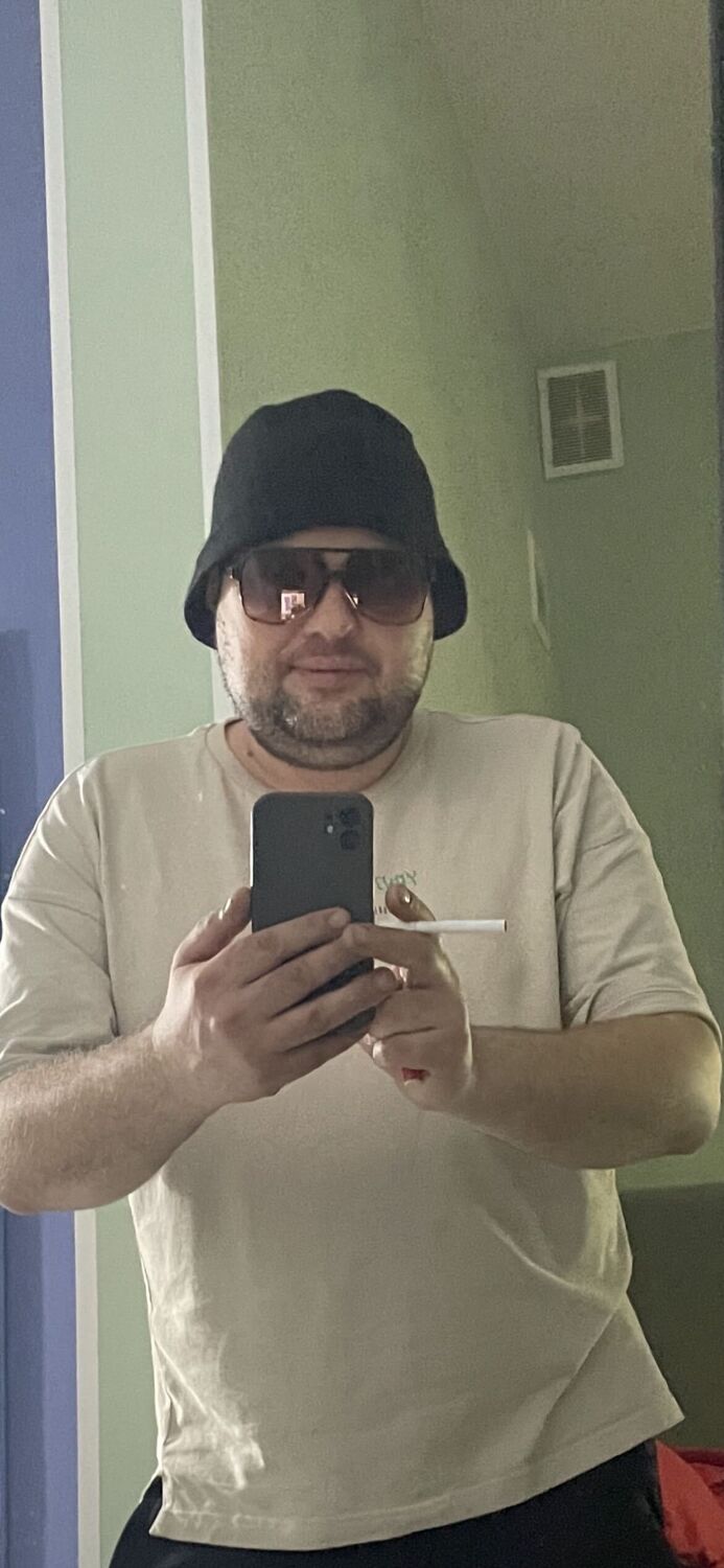  51204737  Antonio, 40 ,    Deleted