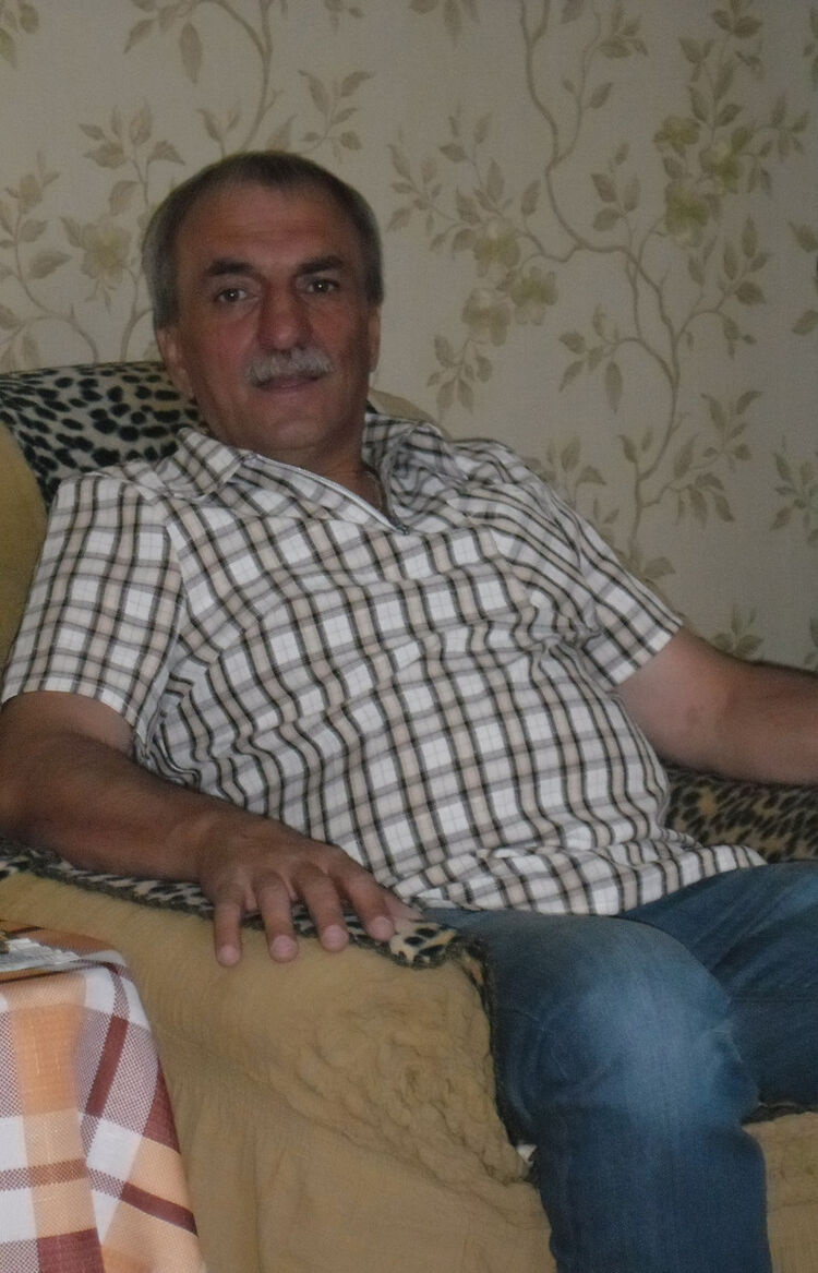  4497647  , 61 ,    