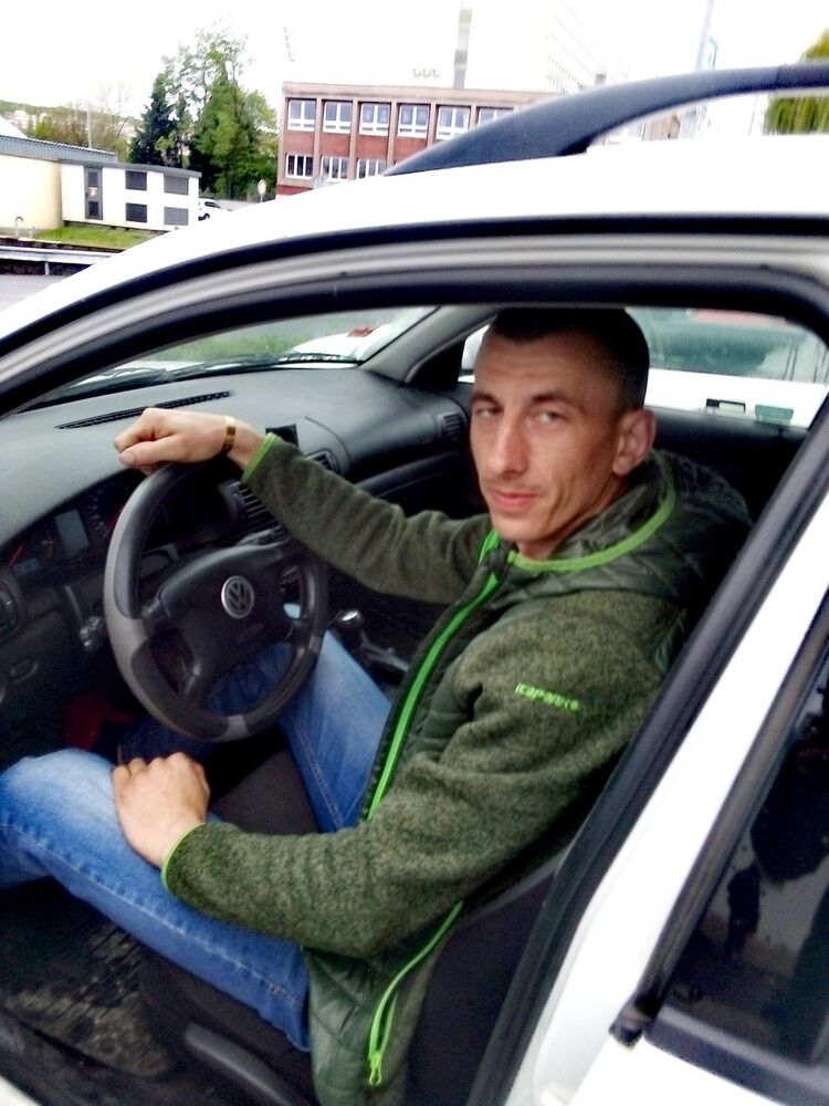  ,   Andrij, 32 ,   ,   , c 