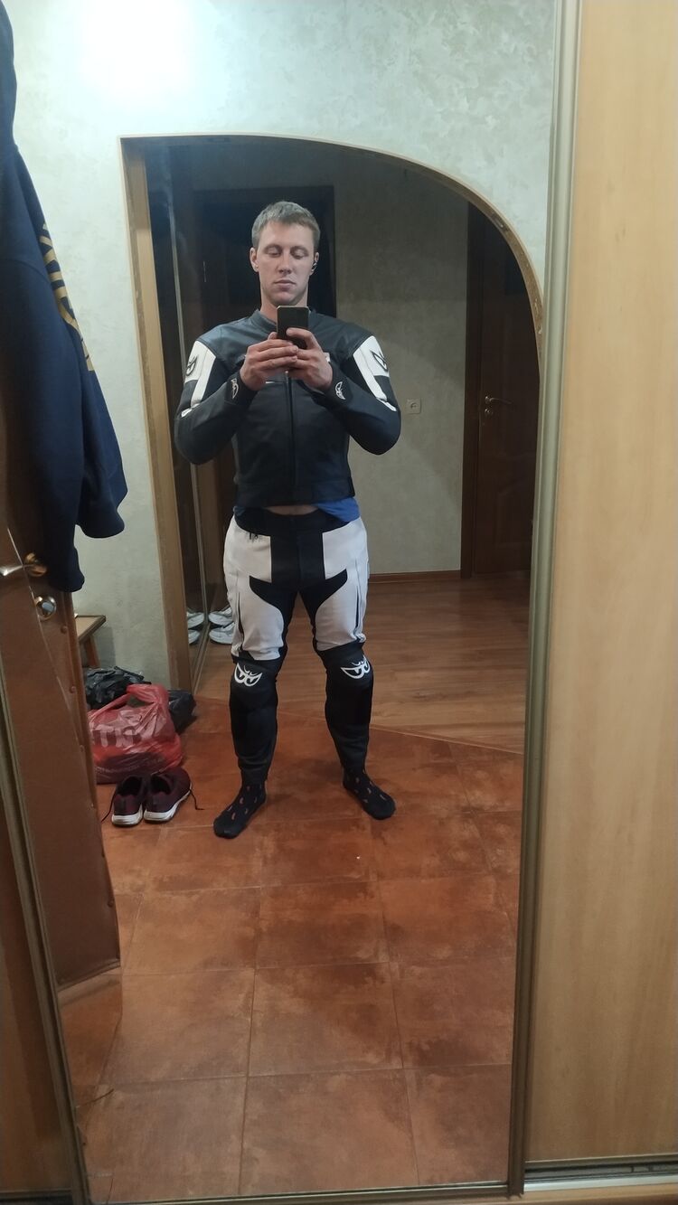  30177637  , 34 ,    