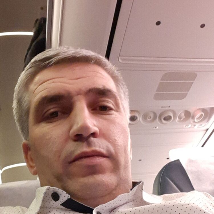  ,   Vuqar, 42 ,   ,   , c 