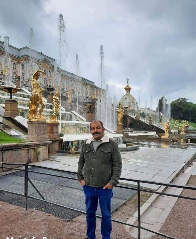  48331477  Mustafa, 56 ,    