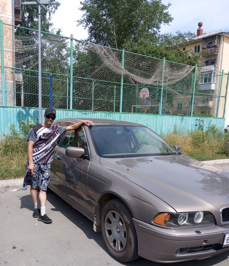  45496227  Aleksei, 38 ,    