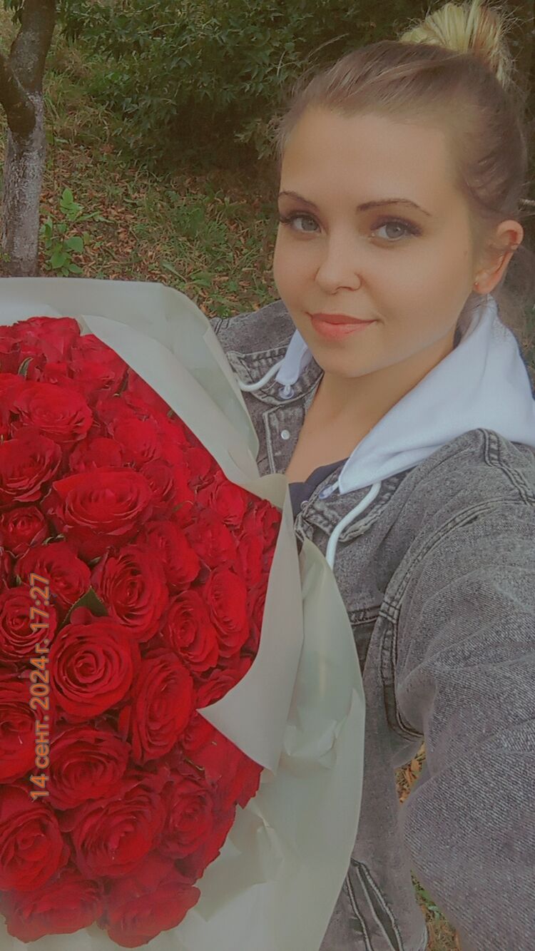  49253957  Samantha, 29 ,    