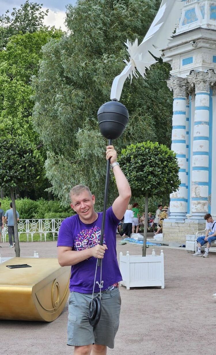  54149527  , 37 ,    -