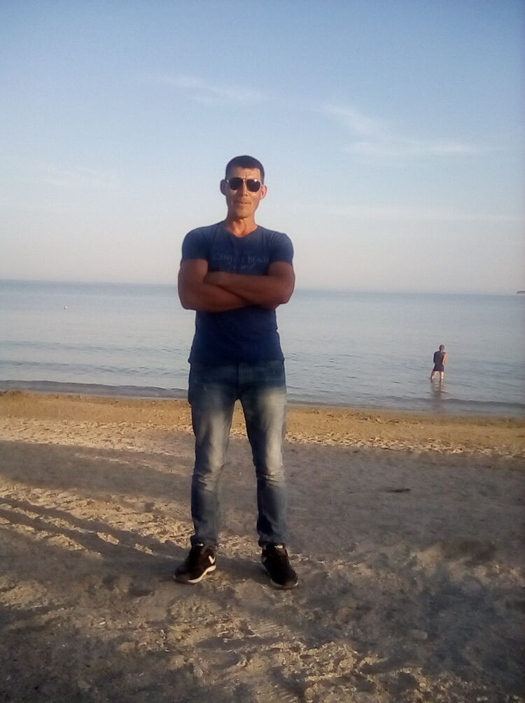  16158877  , 39 ,    