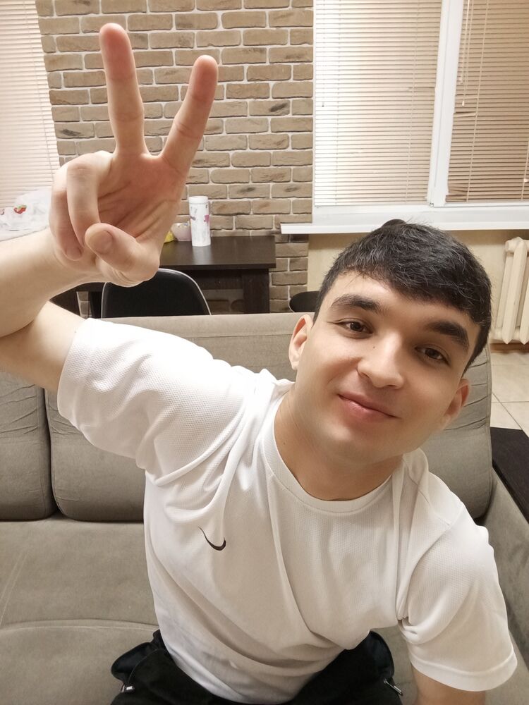  51946277  Kerim, 24 ,    