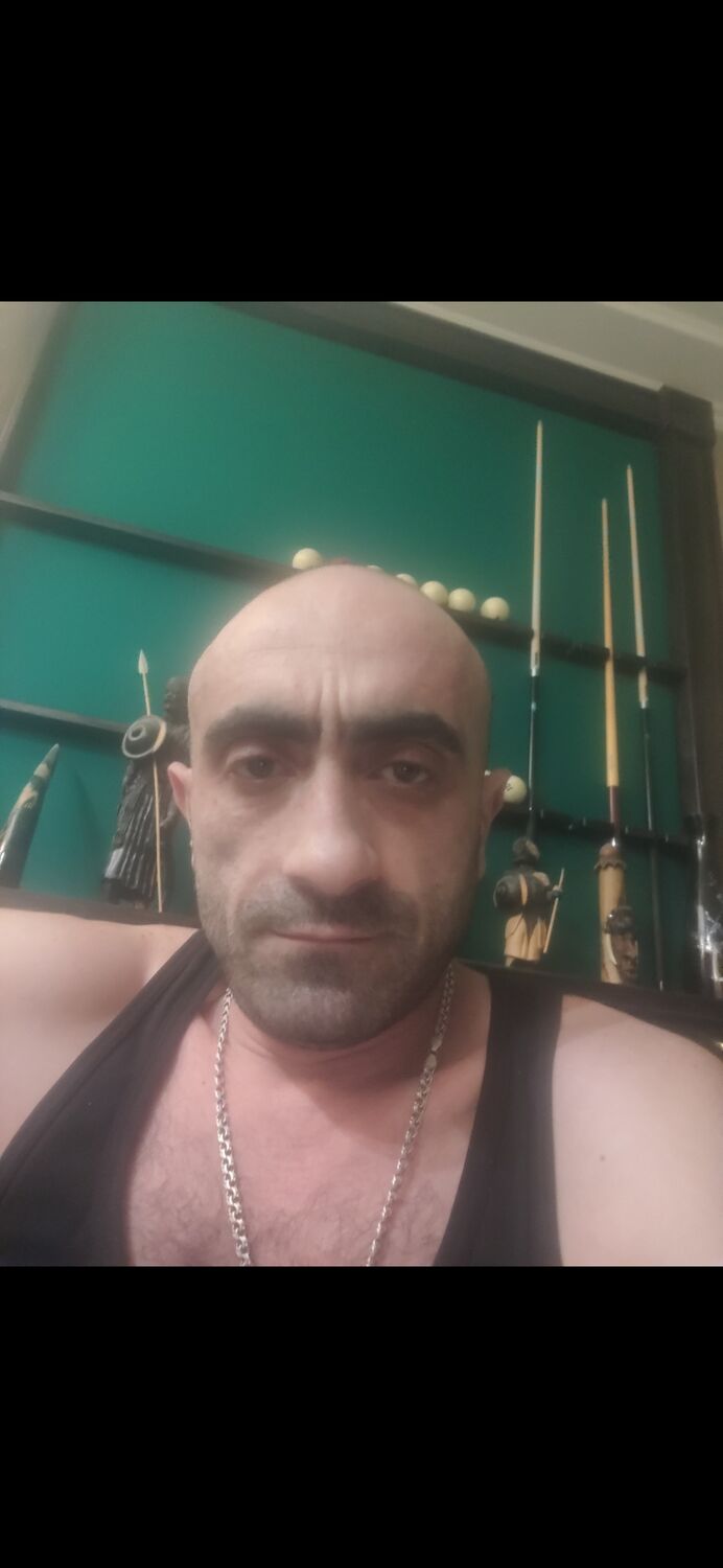  ,   Sargis, 37 ,   ,   , c , 