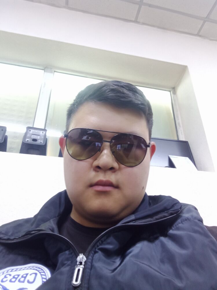  35462907  Boss, 21 ,    