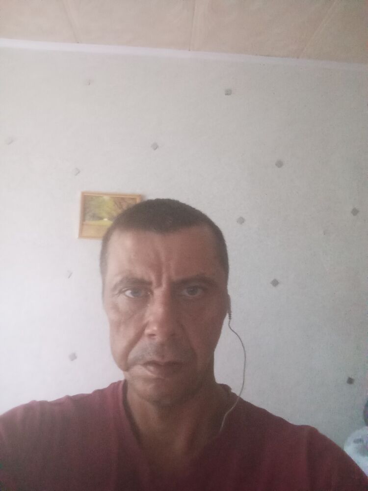  52455677  , 39 ,    