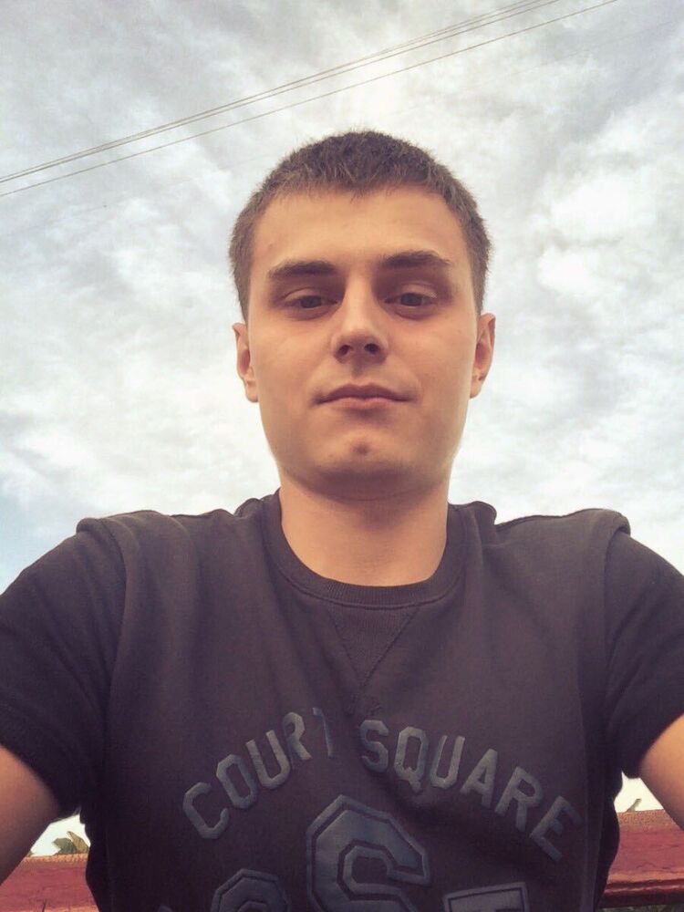  ,   Sasha, 25 ,   ,   