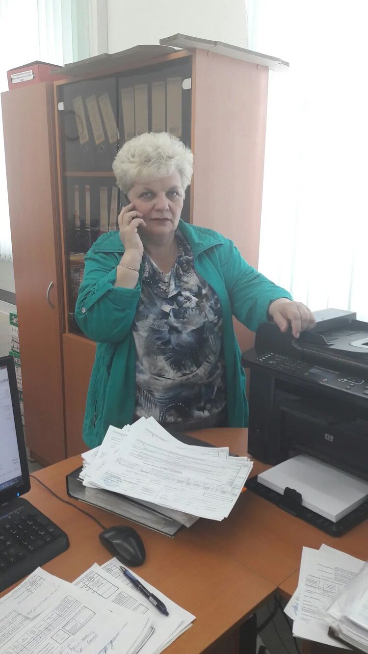  48786507  Lyudmila, 60 ,     