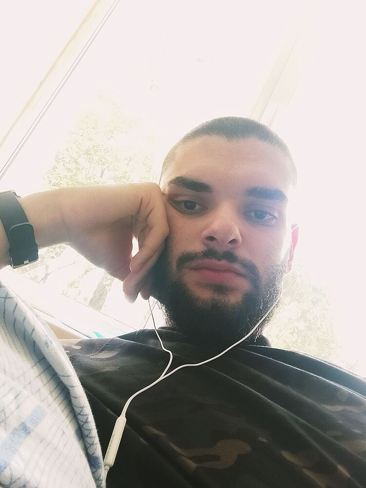  35452517  , 27 ,    