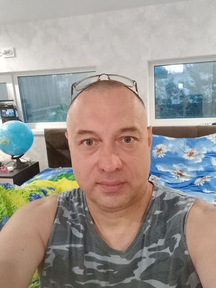  52912597  , 46 ,    
