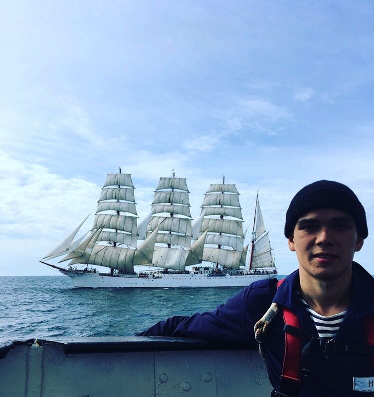  ,   Rodion, 24 ,   ,   