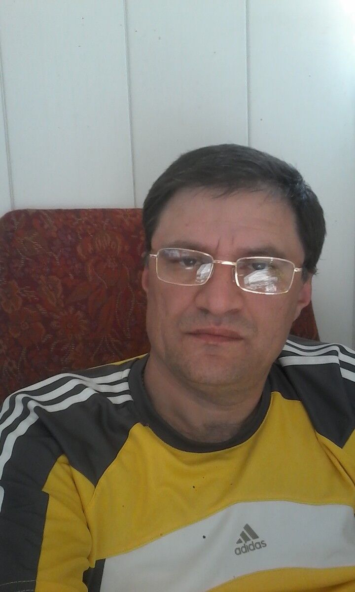  10016967  , 54 ,    