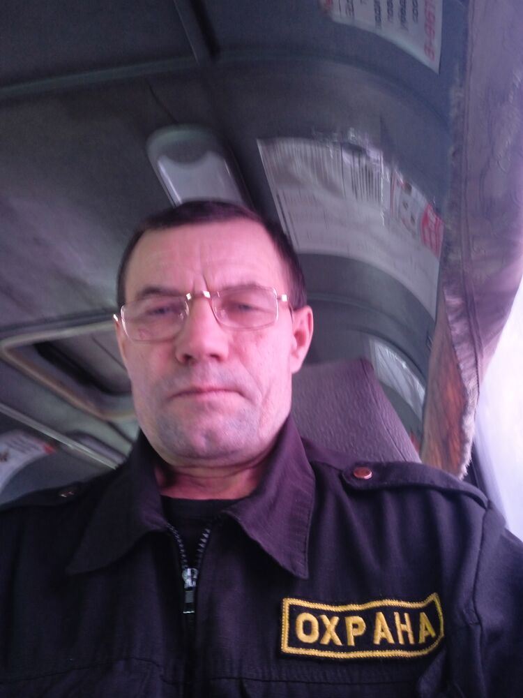  41902937  Anatoly, 53 ,    