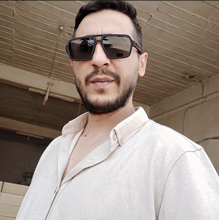  52880107  Sakir, 37 ,    