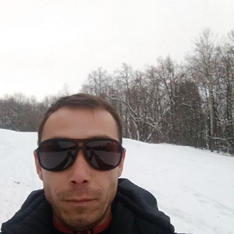  21724527  Marat, 43 ,    