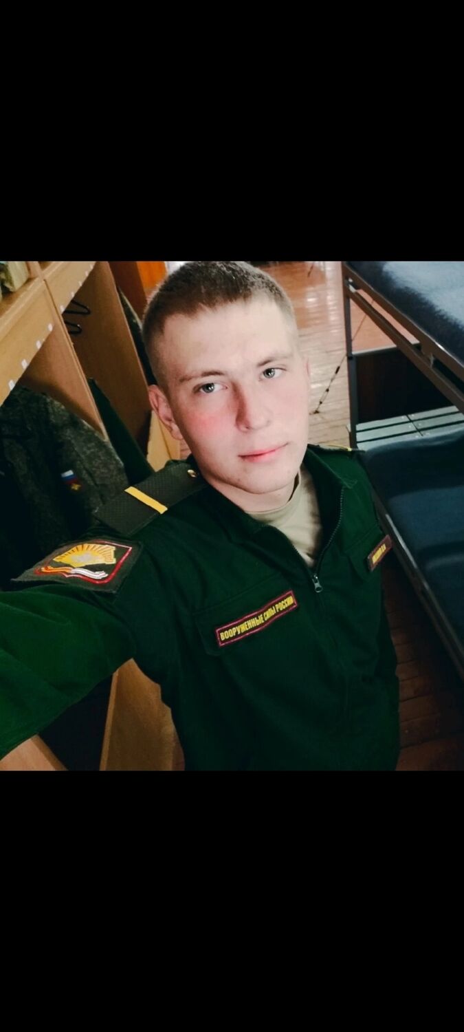  34473077  , 27 ,    