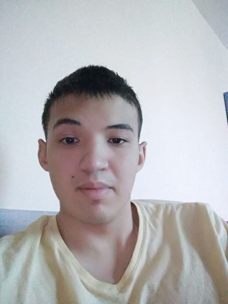  18310277  , 24 ,    