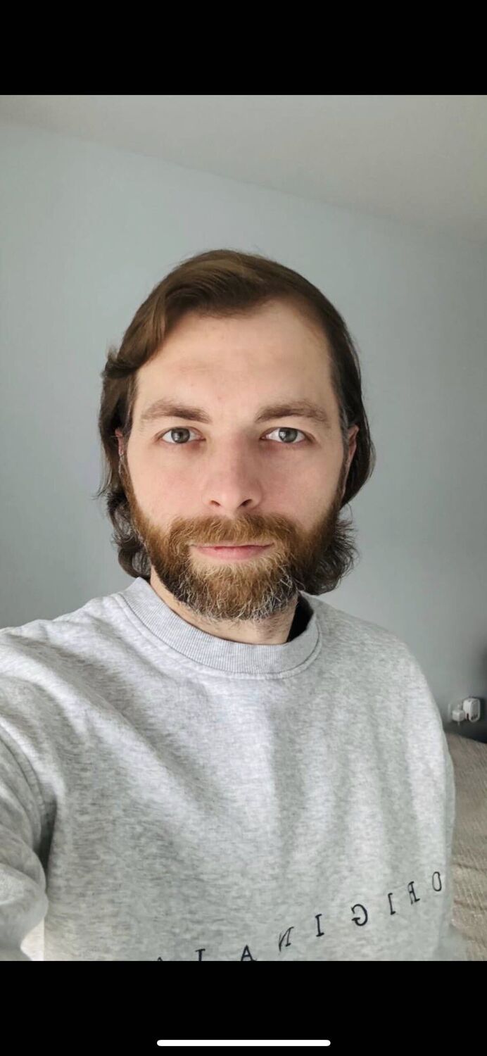  Canary Wharf,   Vadim, 32 ,   ,   