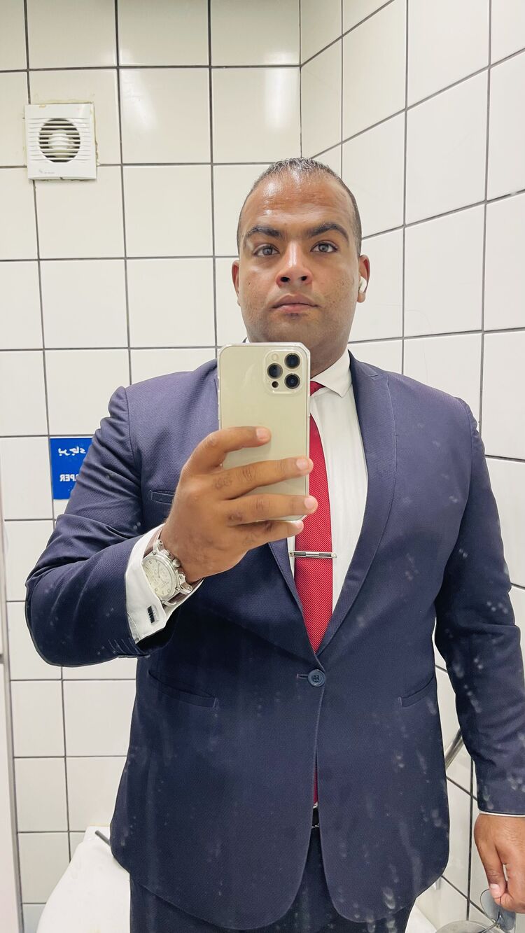  ,   Akram, 36 ,   ,   