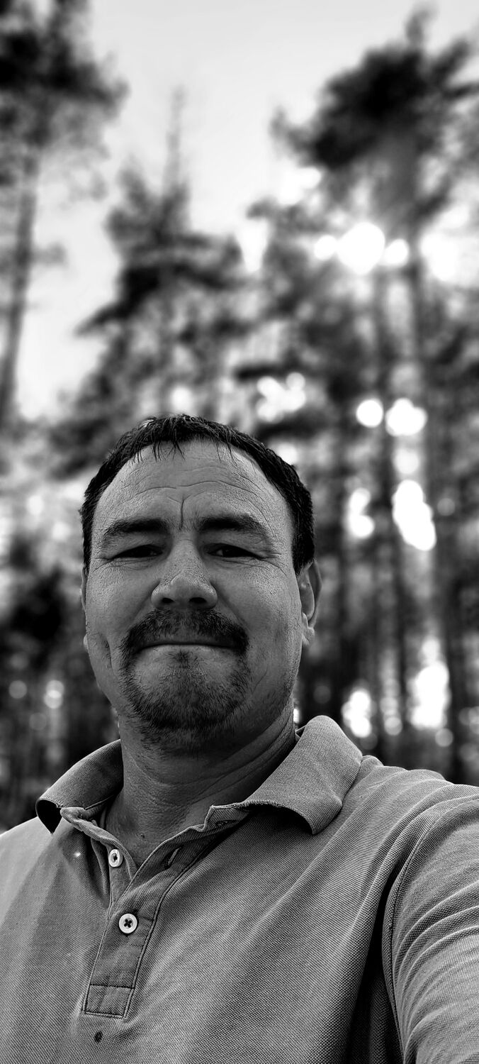  28410807  Radik, 44 ,    