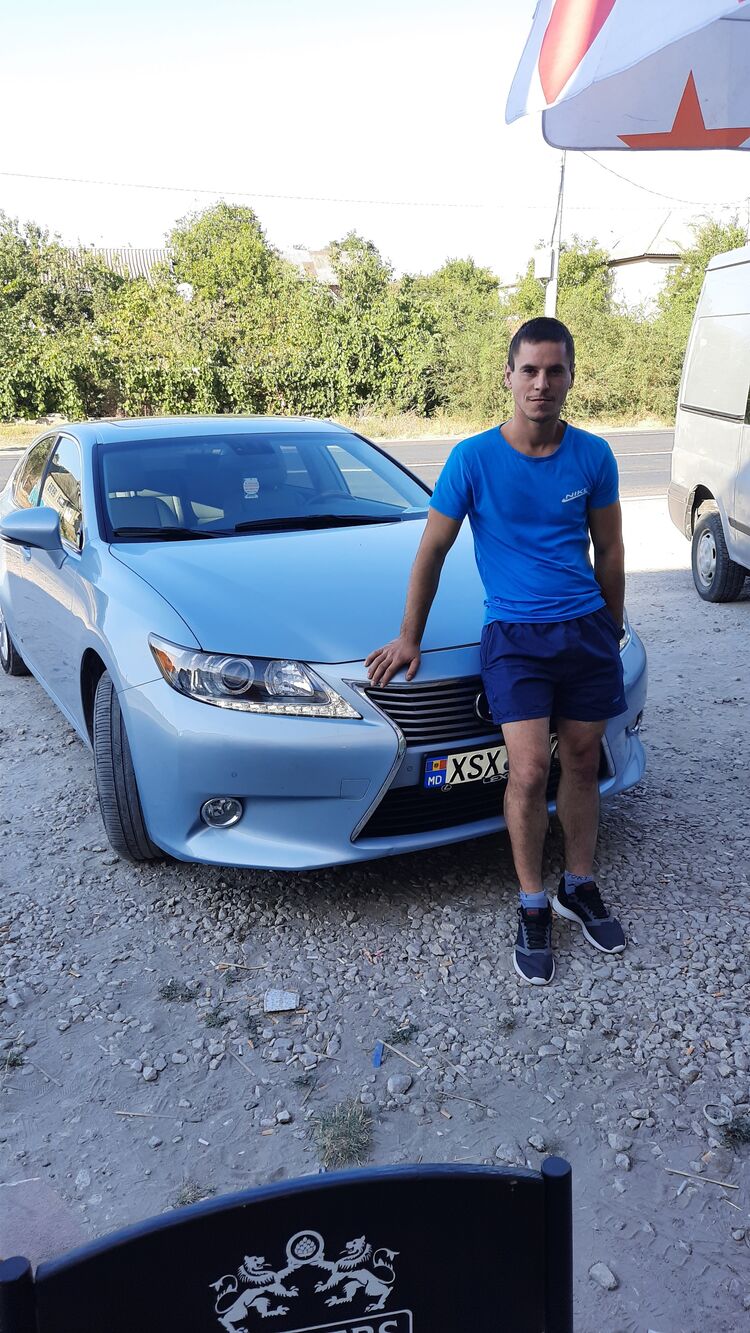  ,   Vadim, 33 ,   ,   
